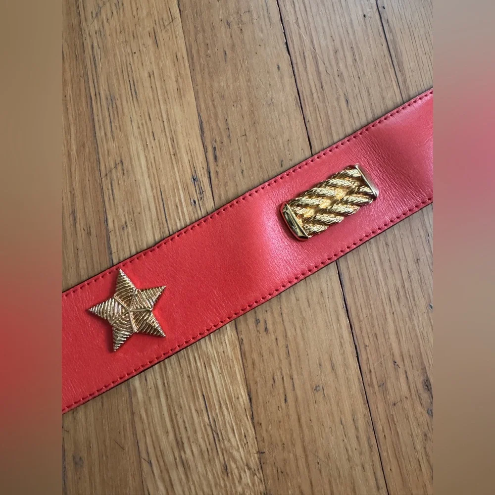 80s Vintage Red Leather Escada Belt w Gold Hardware - Picture 2 of 6